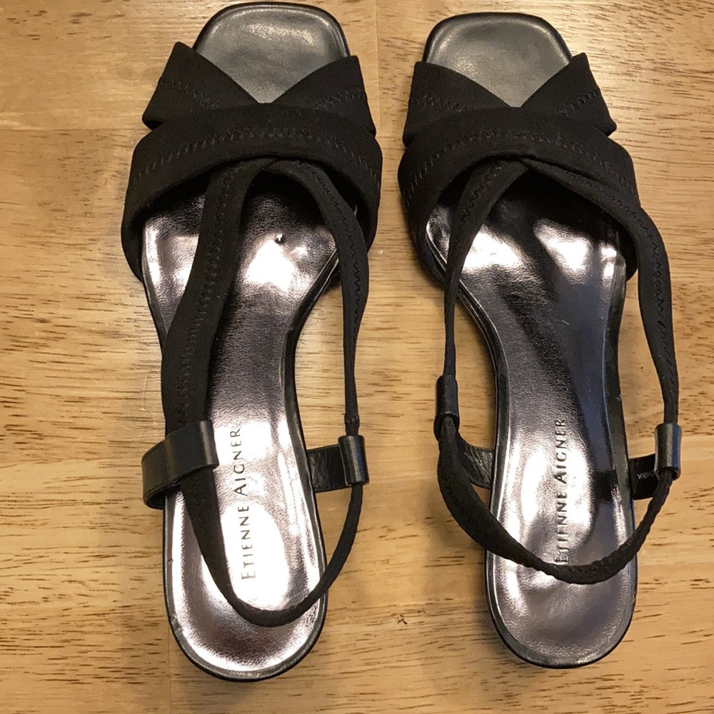 Awesome Etienne Aigner Black strap he sandals - Picture 2 of 8